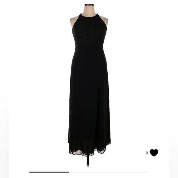 Halter evening gown - Picture 1 of 5